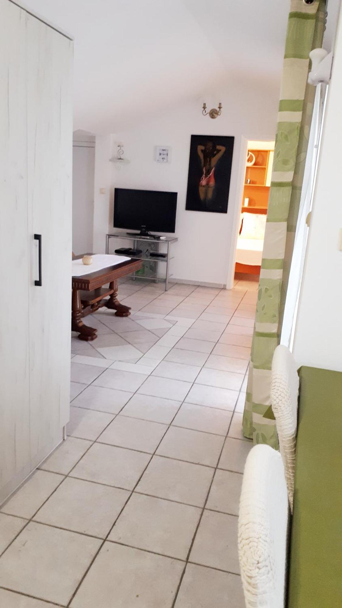 Apartmani Kalinic Bijela Zimmer foto