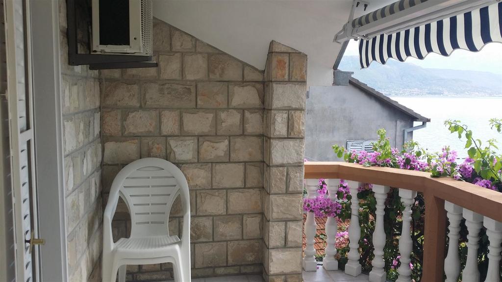 Apartmani Kalinic Bijela Exterior foto